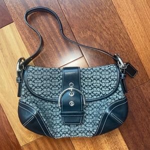 Coach signature mini leather flap buckle purse